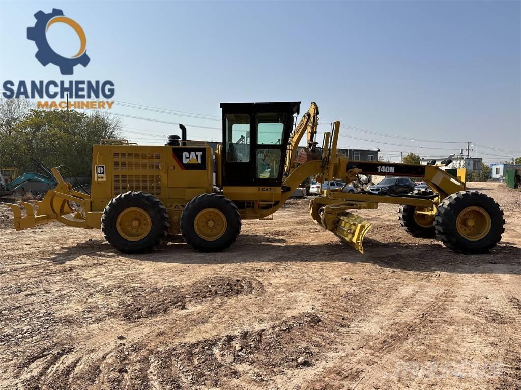 CAT 140H 平土機