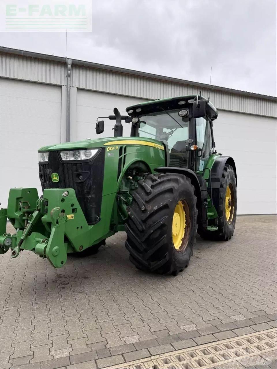 John Deere 8320 r 曳引機