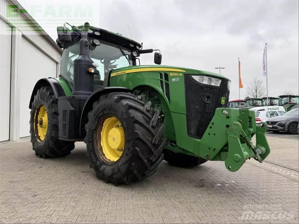 John Deere 8320 r 曳引機