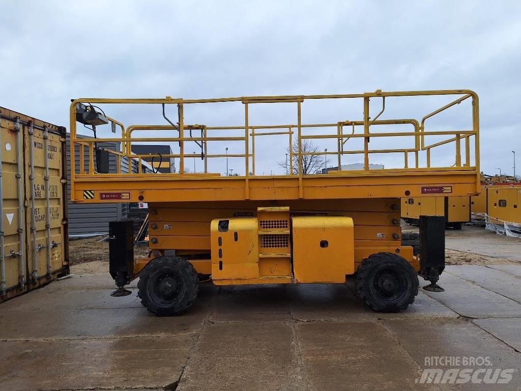 Haulotte H 15 SXL 剪式升降機