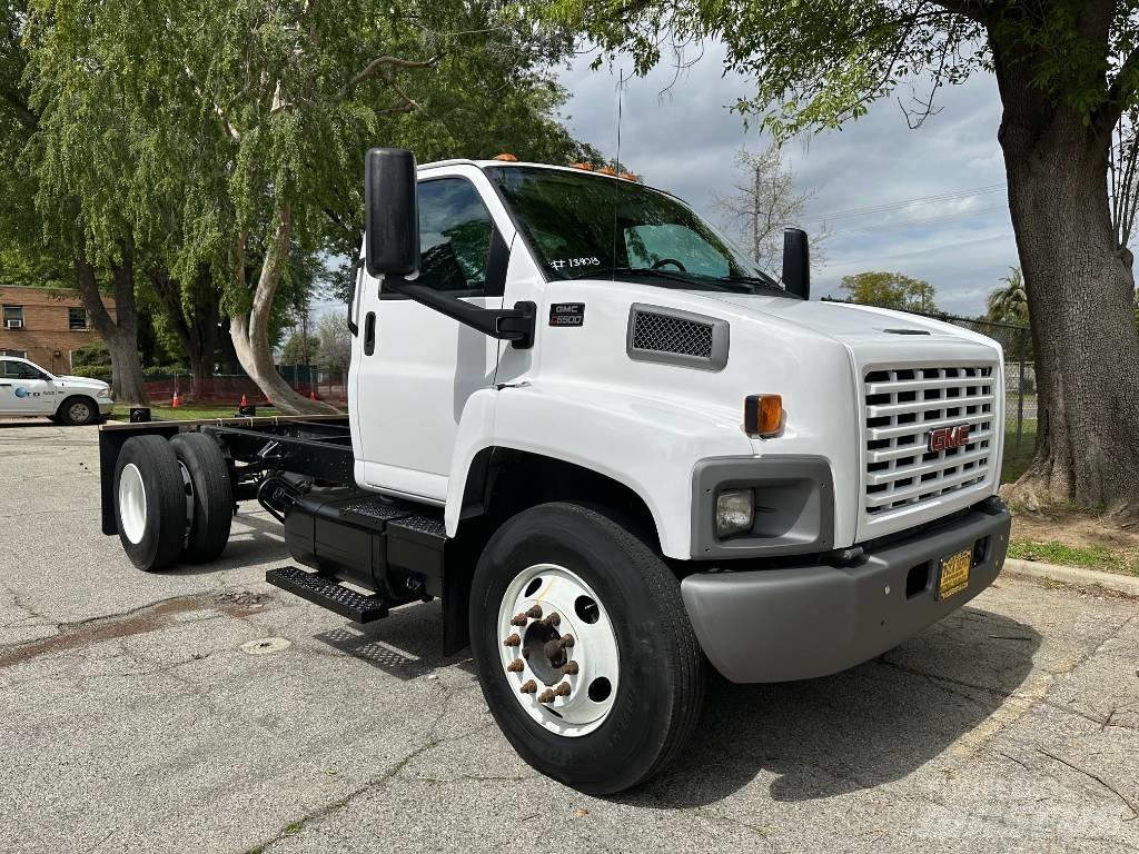 GMC Topkick C 6500 商用底盤車