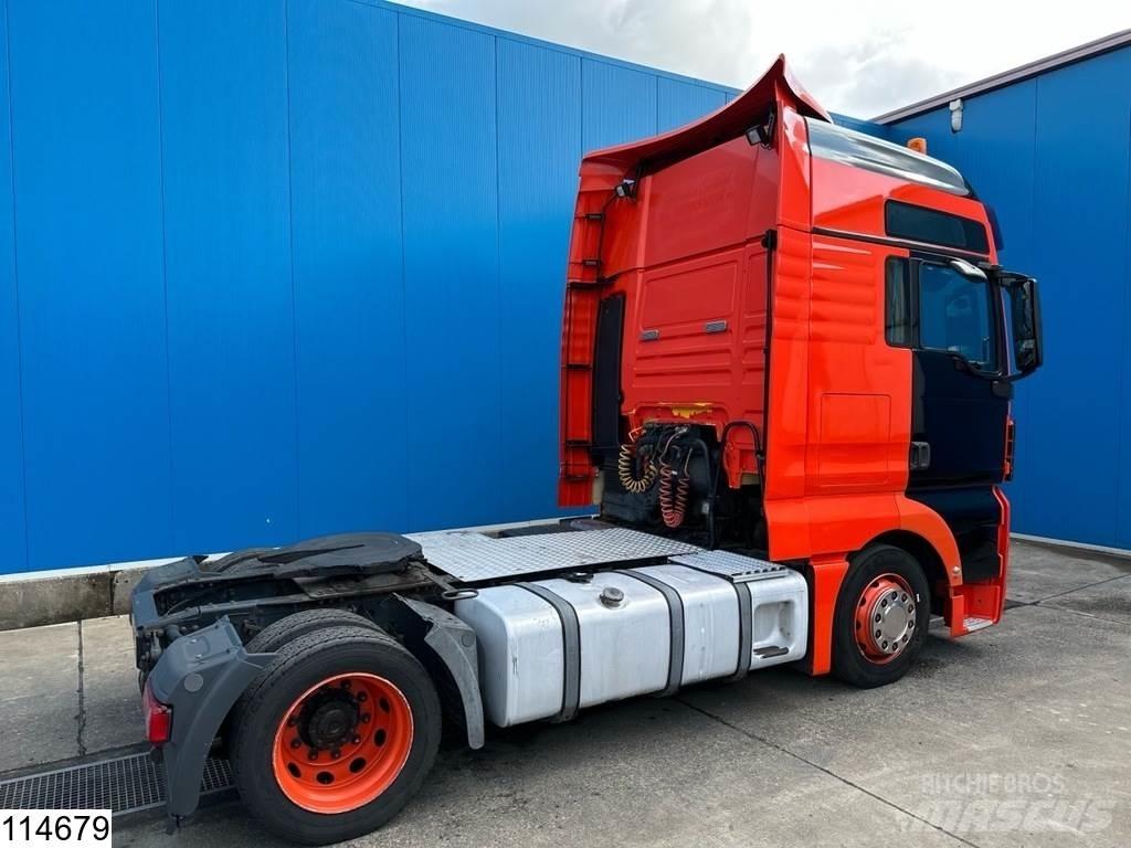 MAN TGX 18 440 曳引機組件