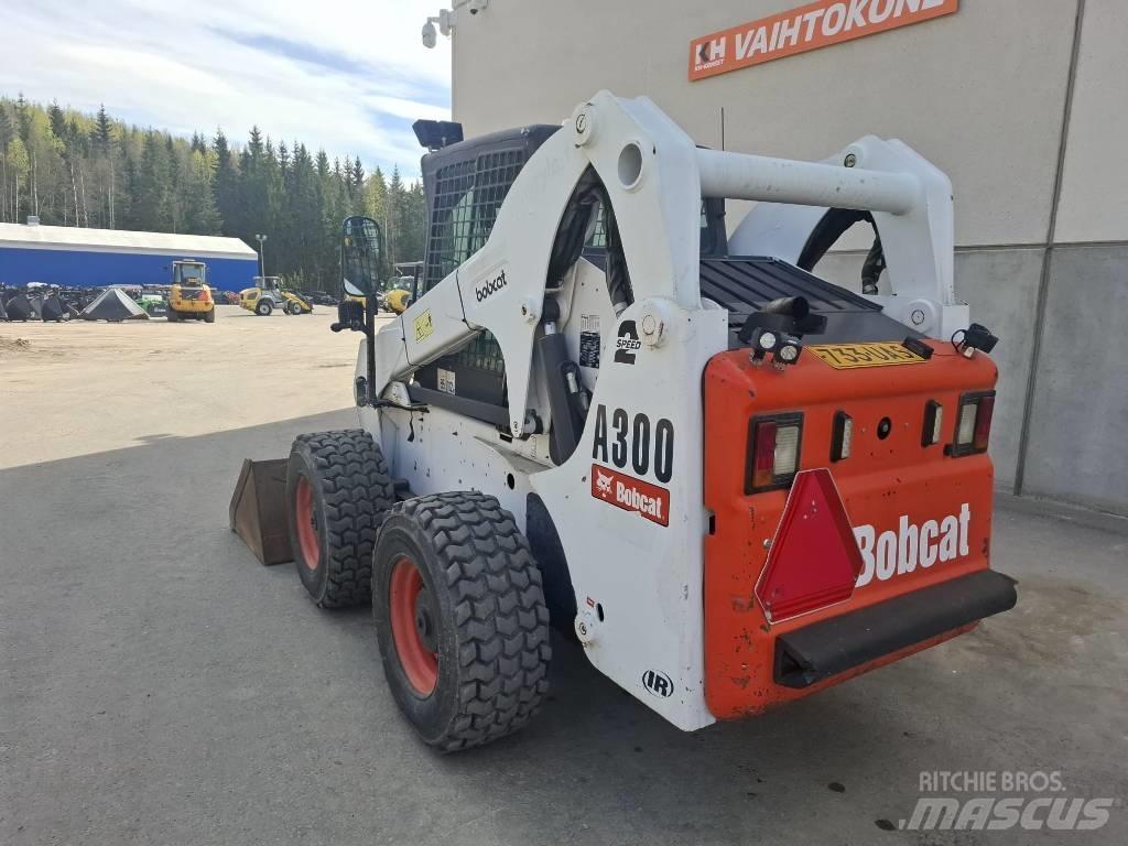 Bobcat A 300 滑移轉向裝載機