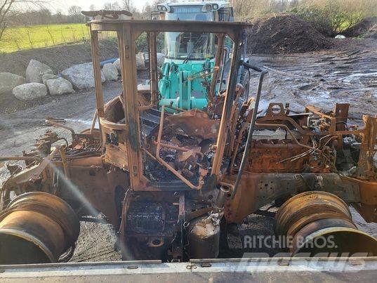 JCB Fastrac 4220     rim 輪胎、車輪和輪圈