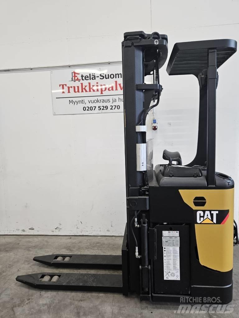 CAT NSR20N 自走式堆積機