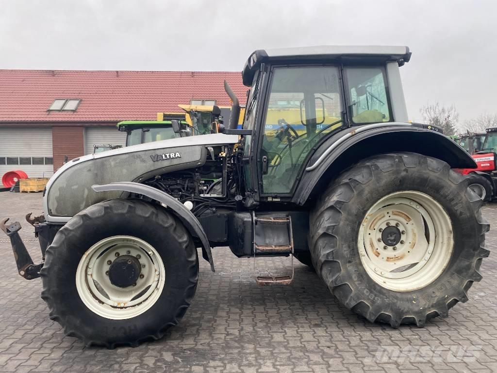Valtra T 161 曳引機