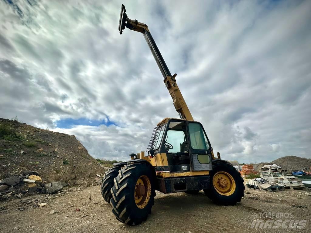 CAT TH 62 伸縮臂操作車