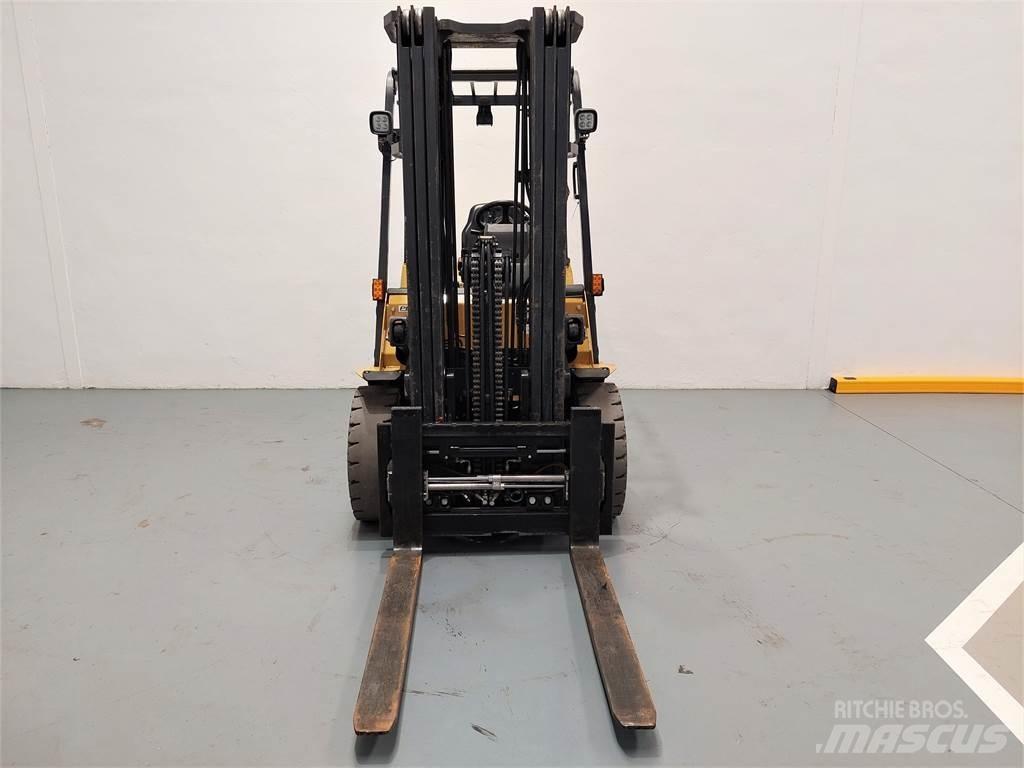 CAT DP35NTD 柴油卡車