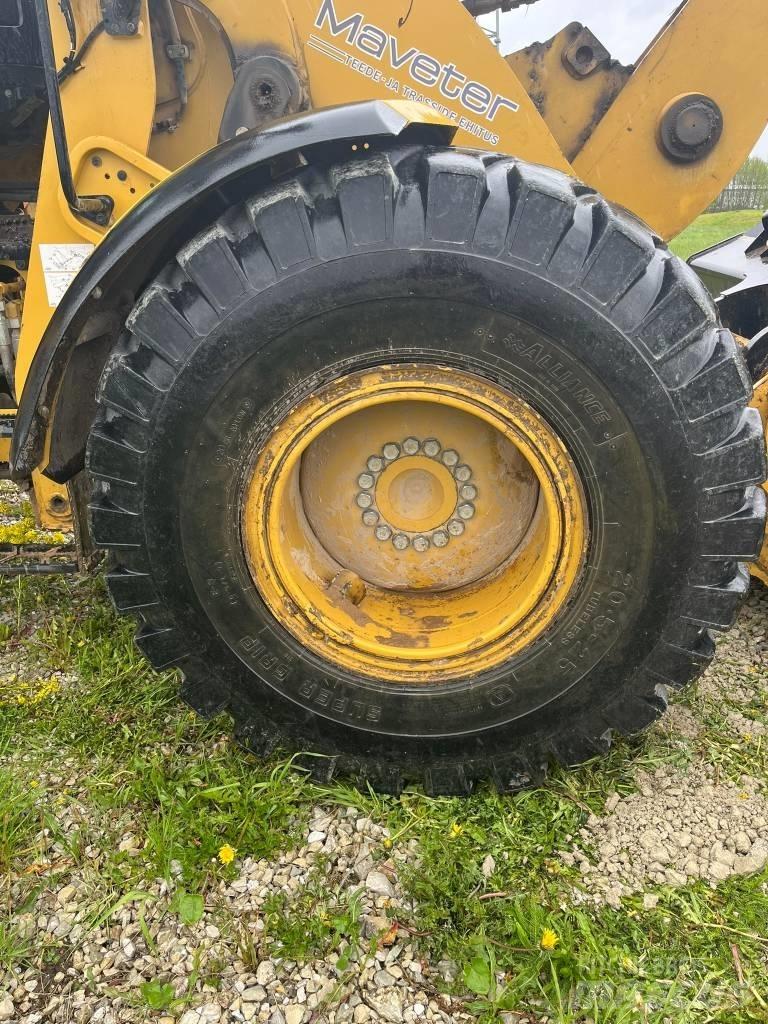 CAT 926M 輪胎式裝載機