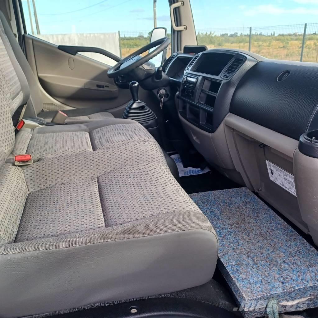 Nissan CABSTAR 35.11 卡車裝載高空作業車