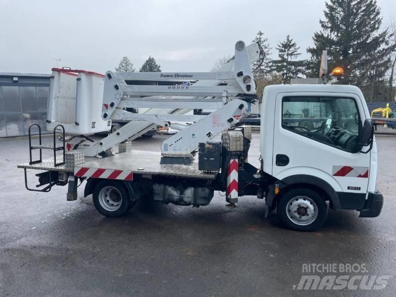 Nissan CABSTAR 35.11 卡車裝載高空作業車