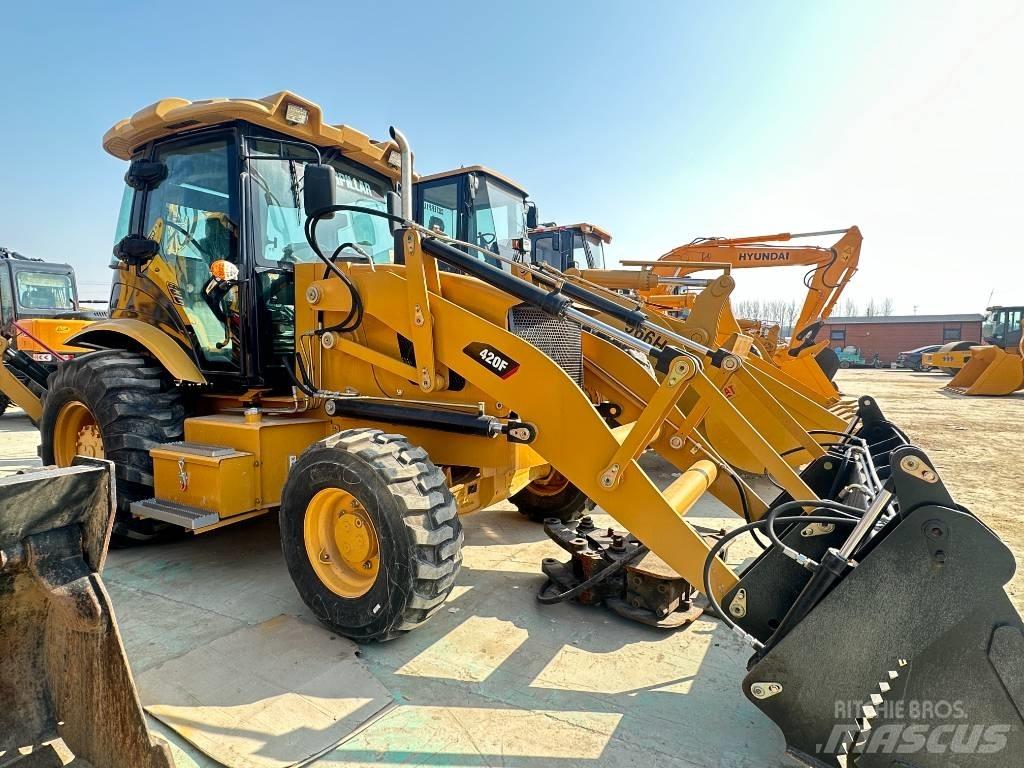 CAT 420F 輪胎式裝載機