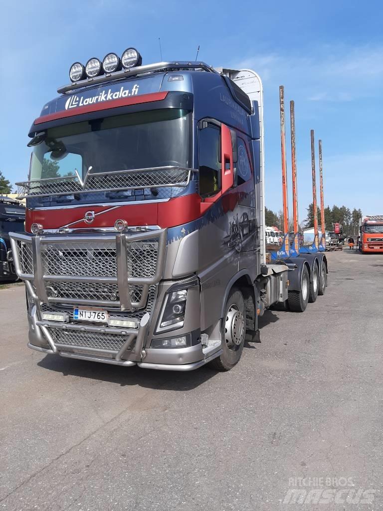 Volvo FH 16 木材貨車
