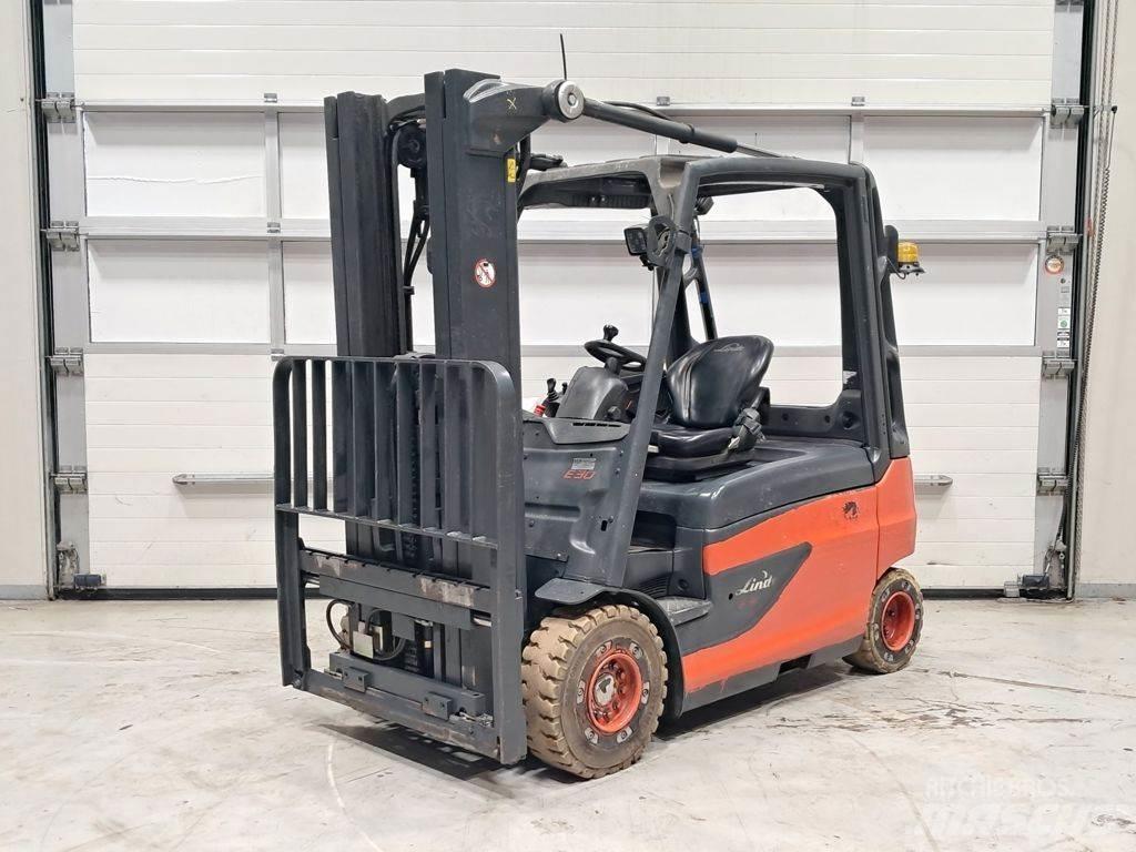 Linde E30L-01 電動堆高機