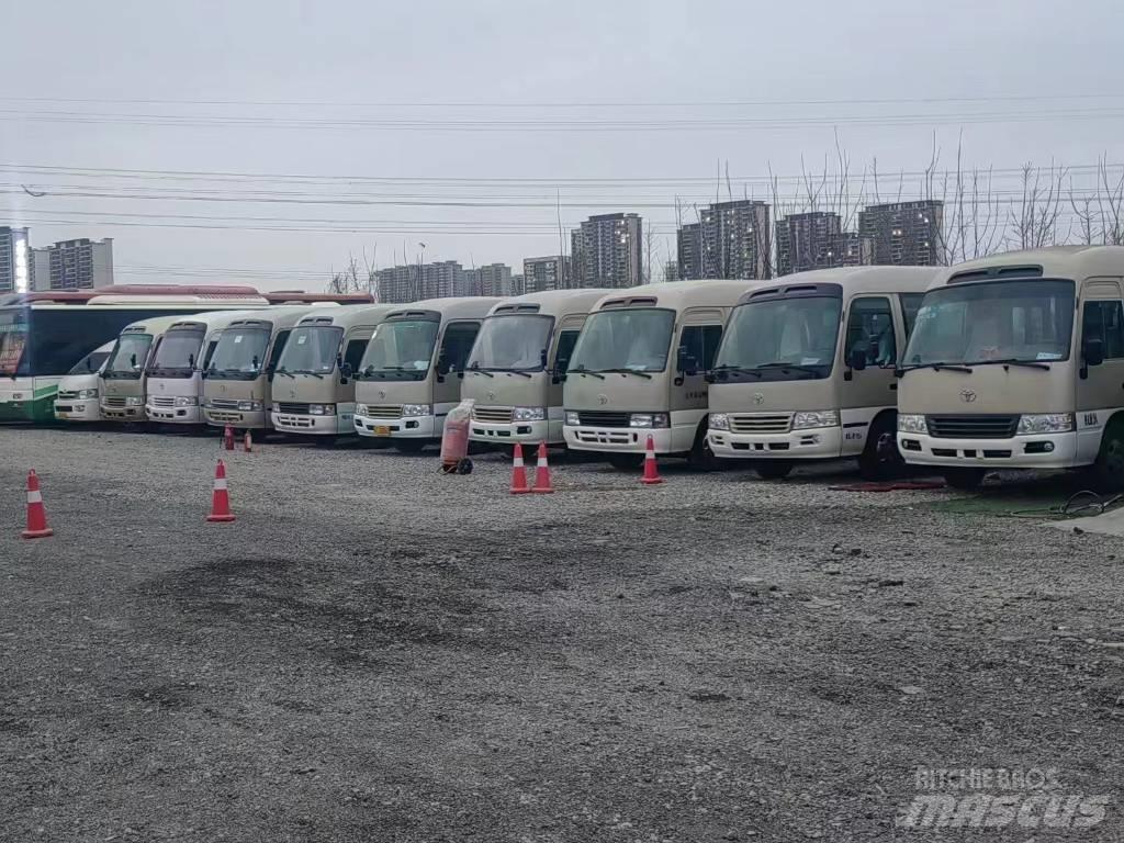 Toyota Coaster 公路客運汽車