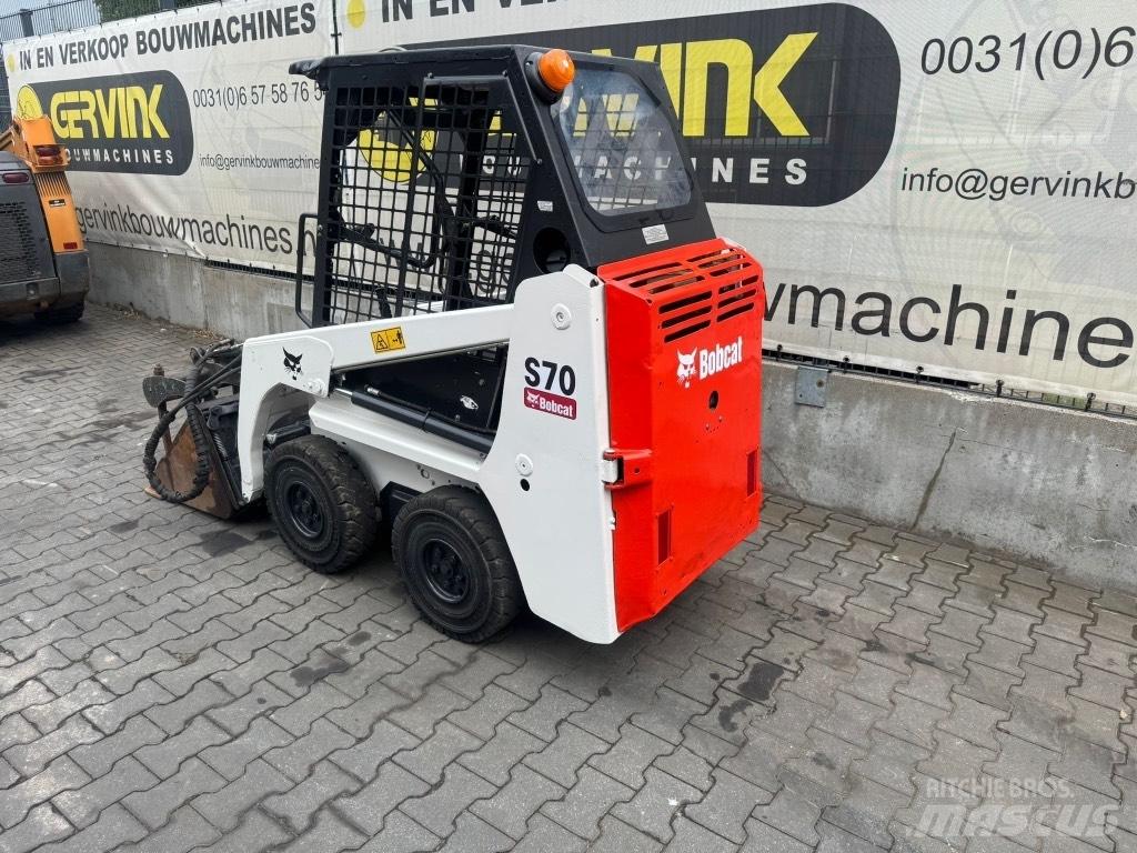Bobcat S70 滑移轉向裝載機