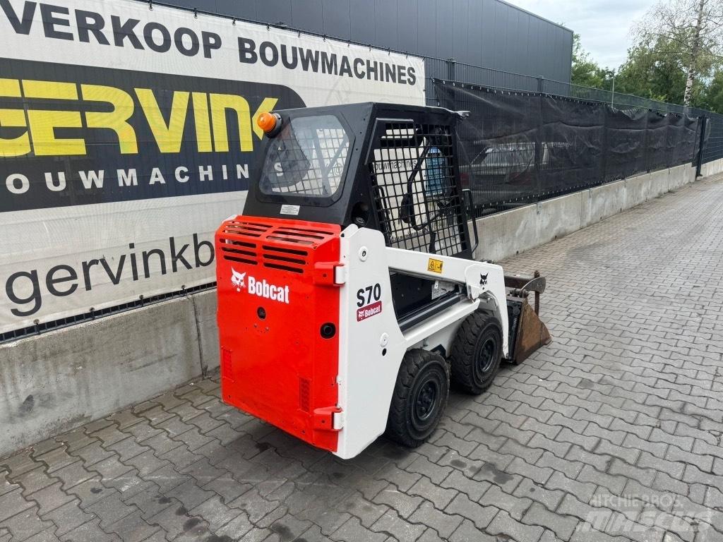 Bobcat S70 滑移轉向裝載機