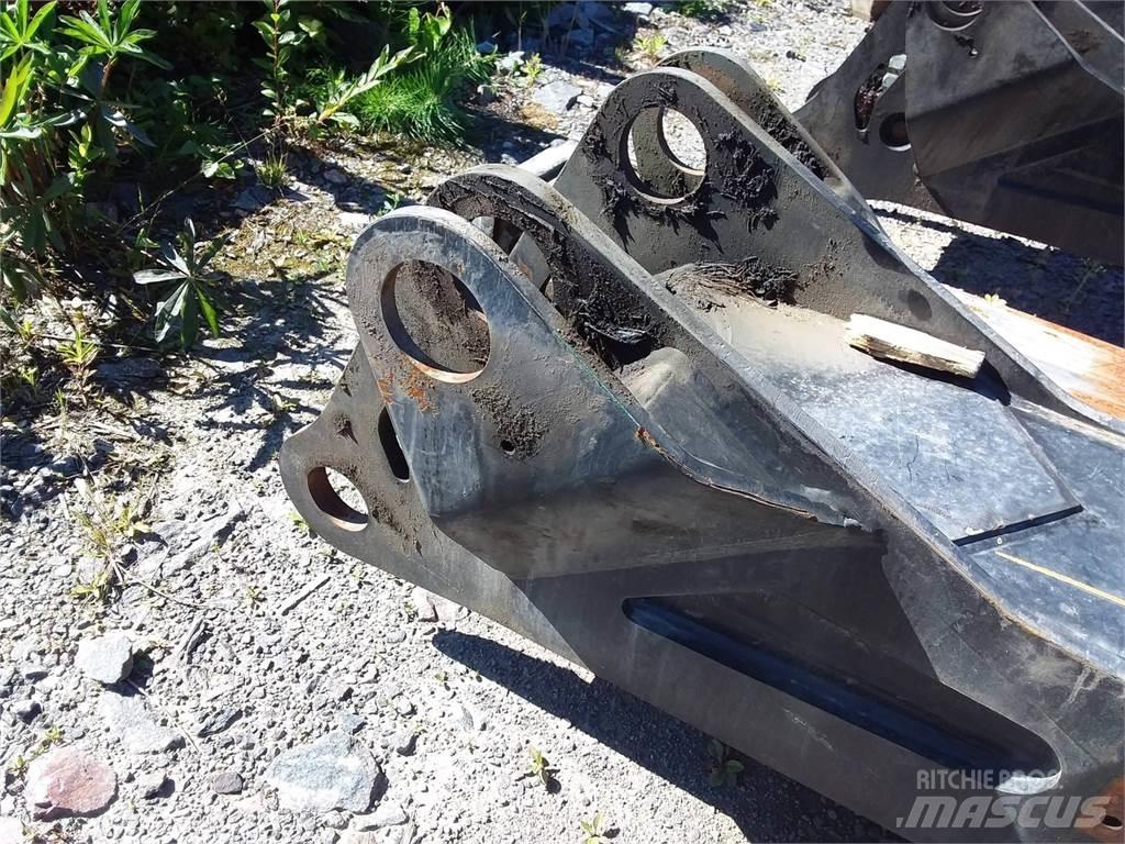 Komatsu C270h 收穫起重機