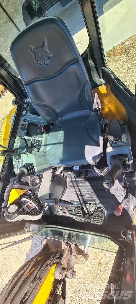 Bobcat E 35 小型挖土機/掘鑿機<7t(小型挖掘機)