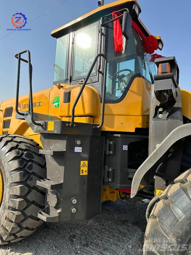 Lingong L 956 輪胎式裝載機