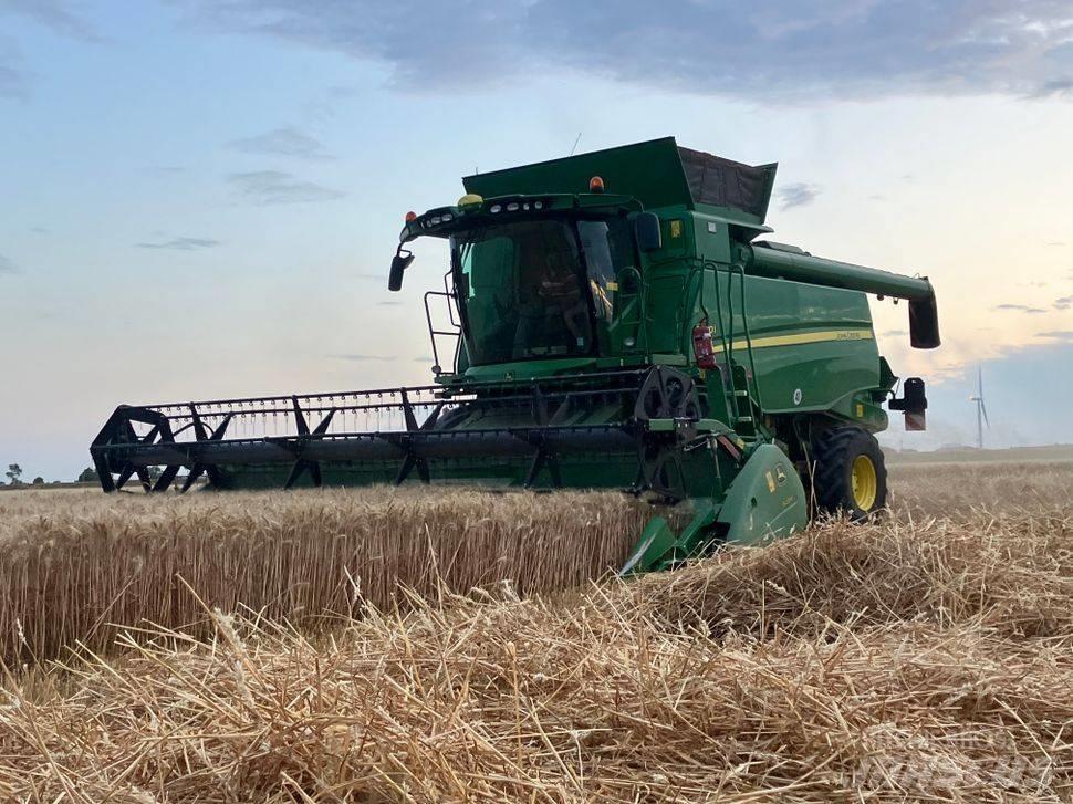 John Deere T 670 i 聯合收穫機