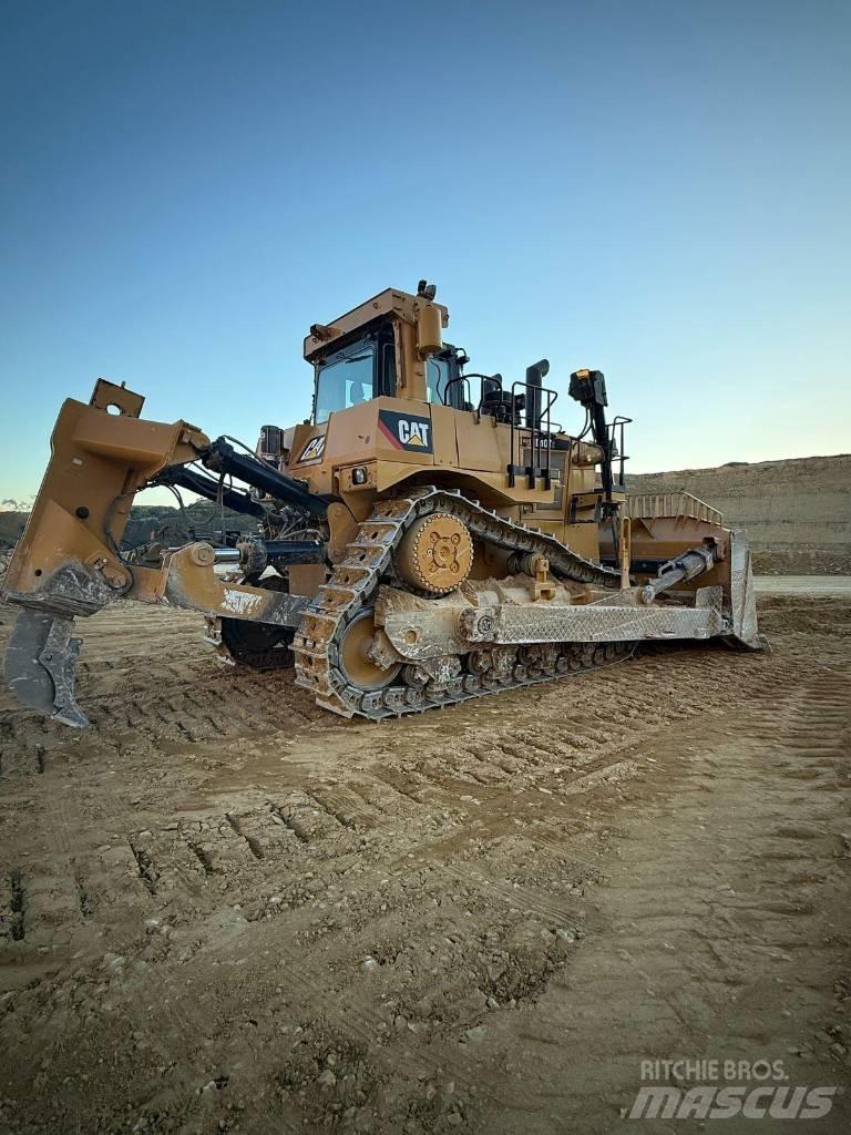 CAT D 10 T 履帶推土機