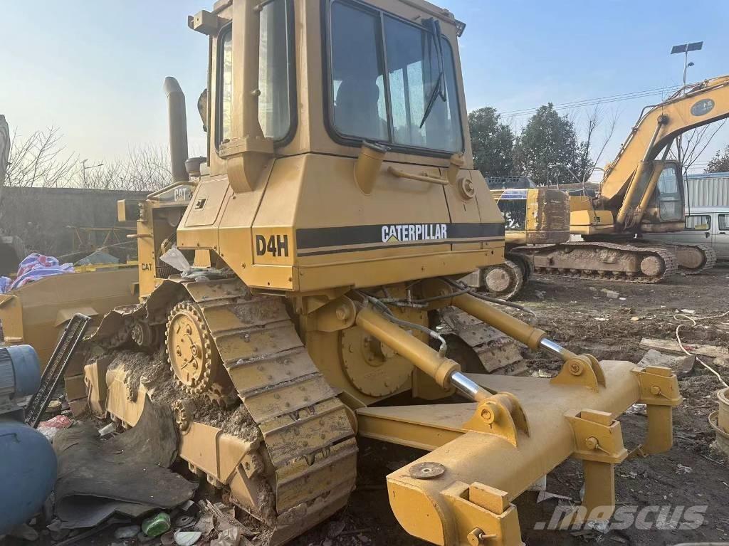 CAT D4H 履帶推土機