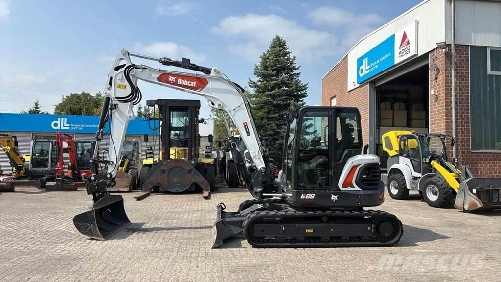Bobcat E88 特殊挖土機/掘鑿機/挖掘機