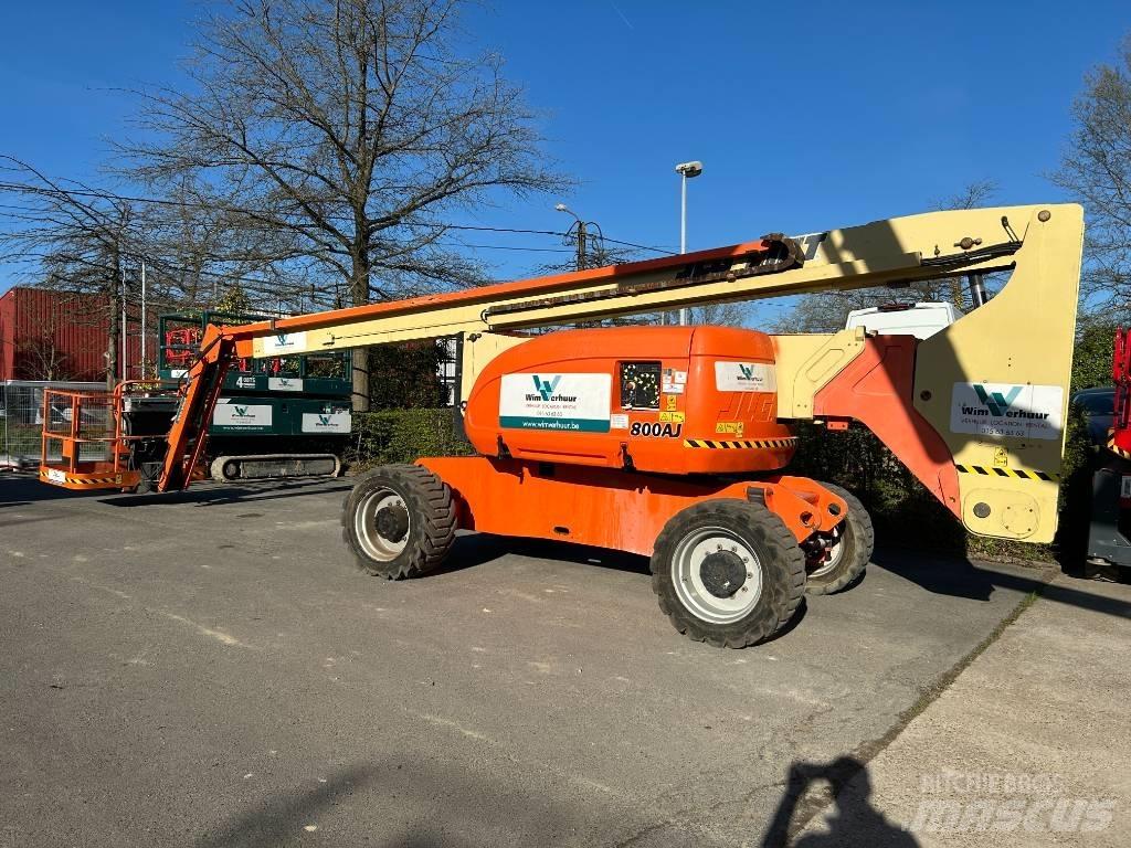JLG 800 AJ 曲臂高空作業車