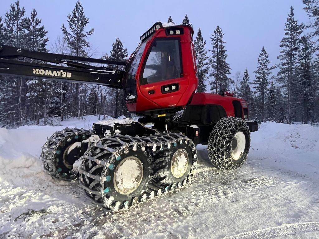 Komatsu 901 收穫機