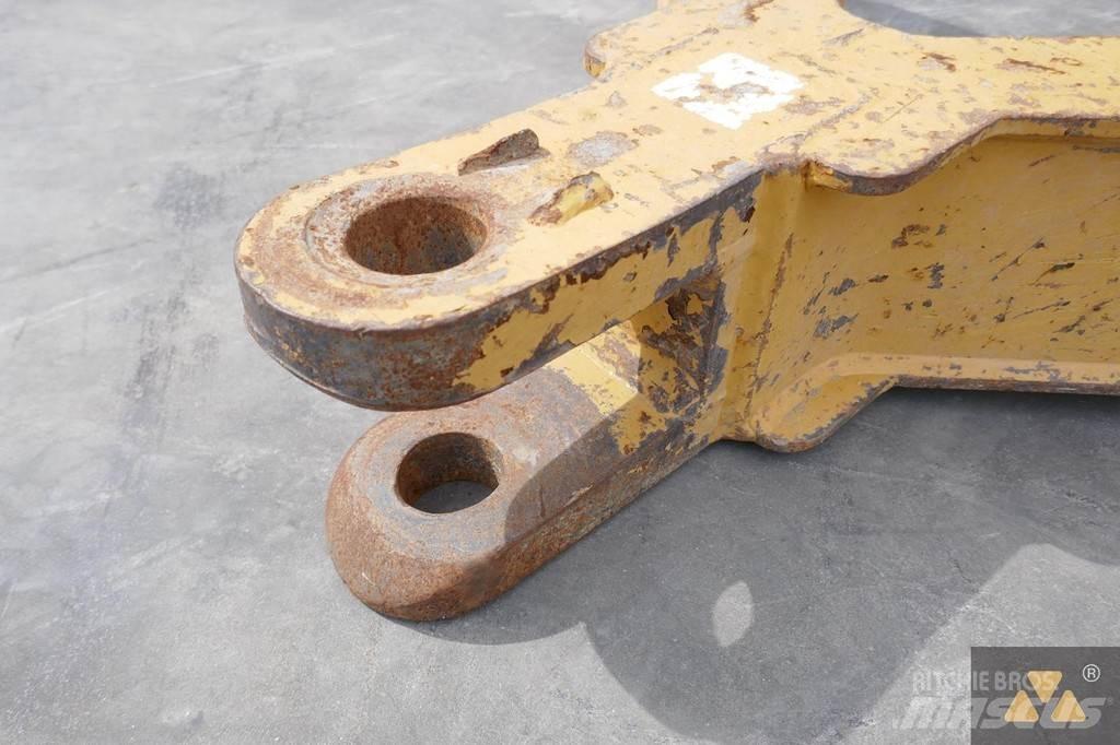 CAT D6 Drawbar 其他組件