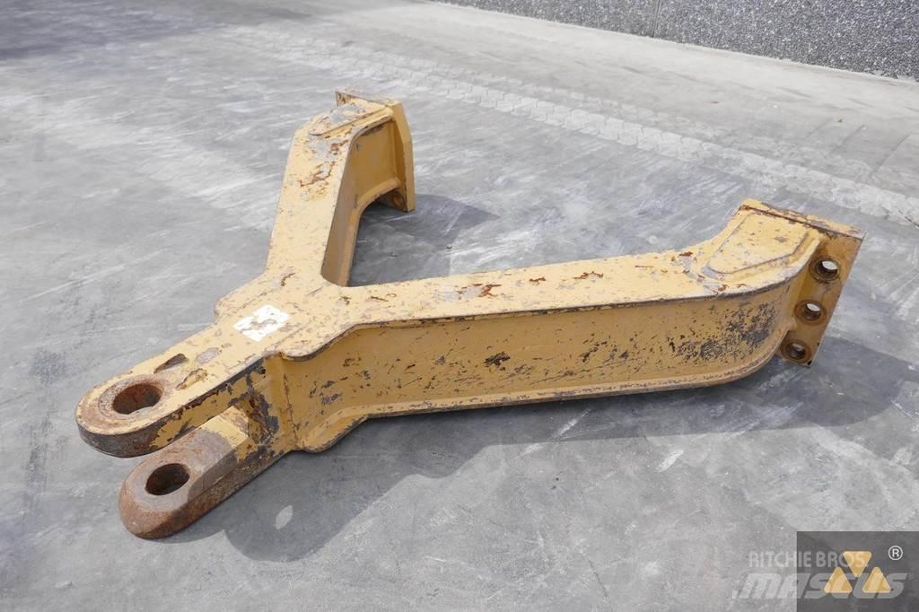 CAT D6 Drawbar 其他組件