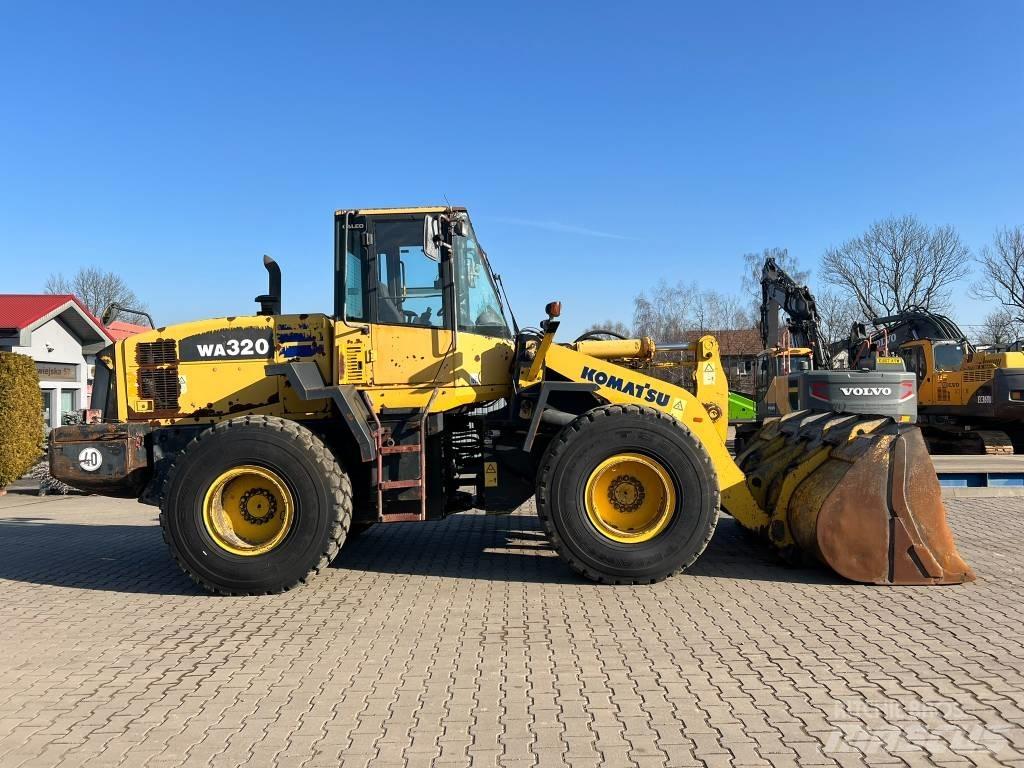 Komatsu WA 320-5 輪胎式裝載機
