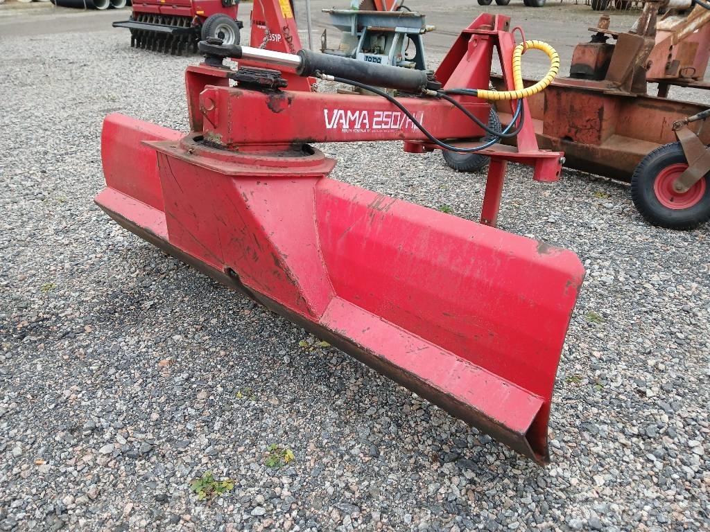 Vama 250 HJ1 刮路機