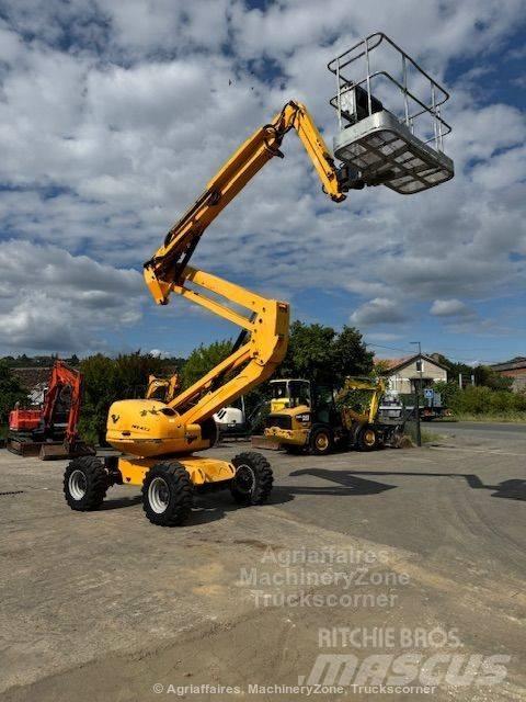 Manitou 160 ATJ 曲臂高空作業車