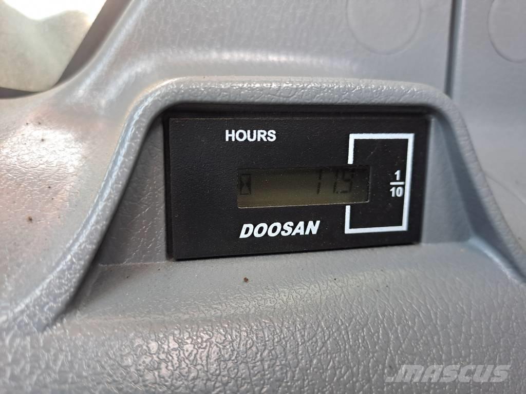 Doosan DX530LC-7M 履帶式 挖土機/掘鑿機/挖掘機