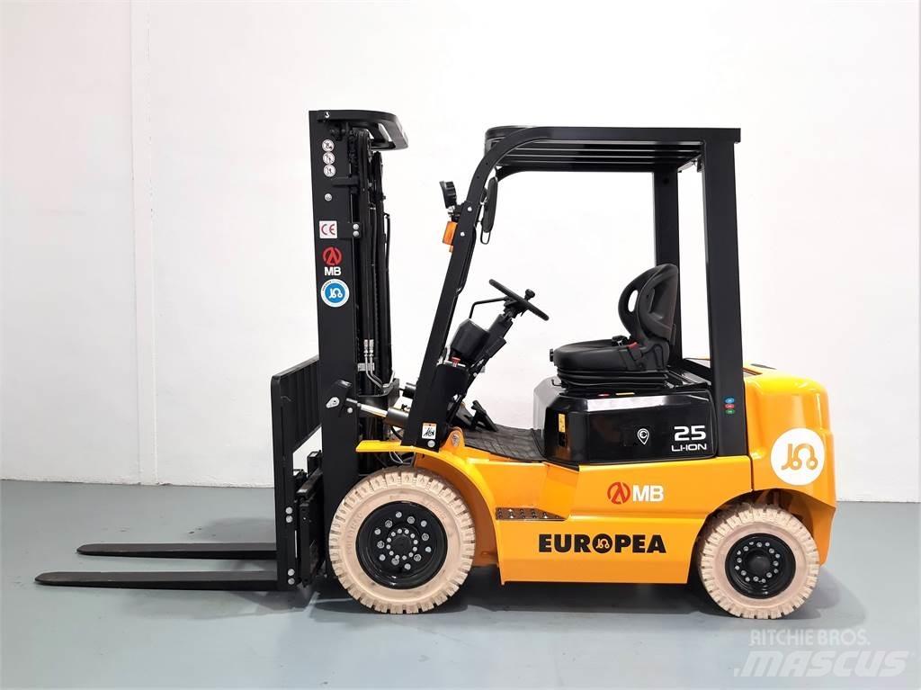  EFL252 Litio 電動堆高機