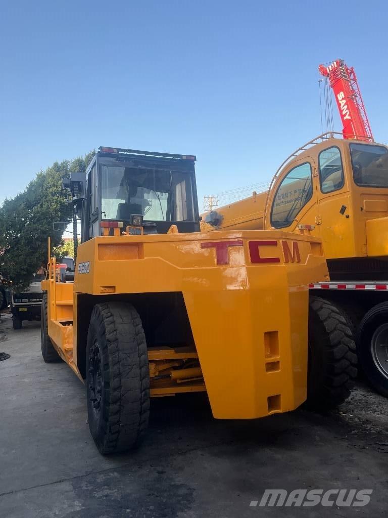 TCM FD 30 柴油卡車