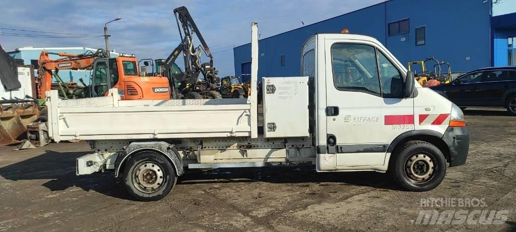 Renault Master 120 傾卸式卡車