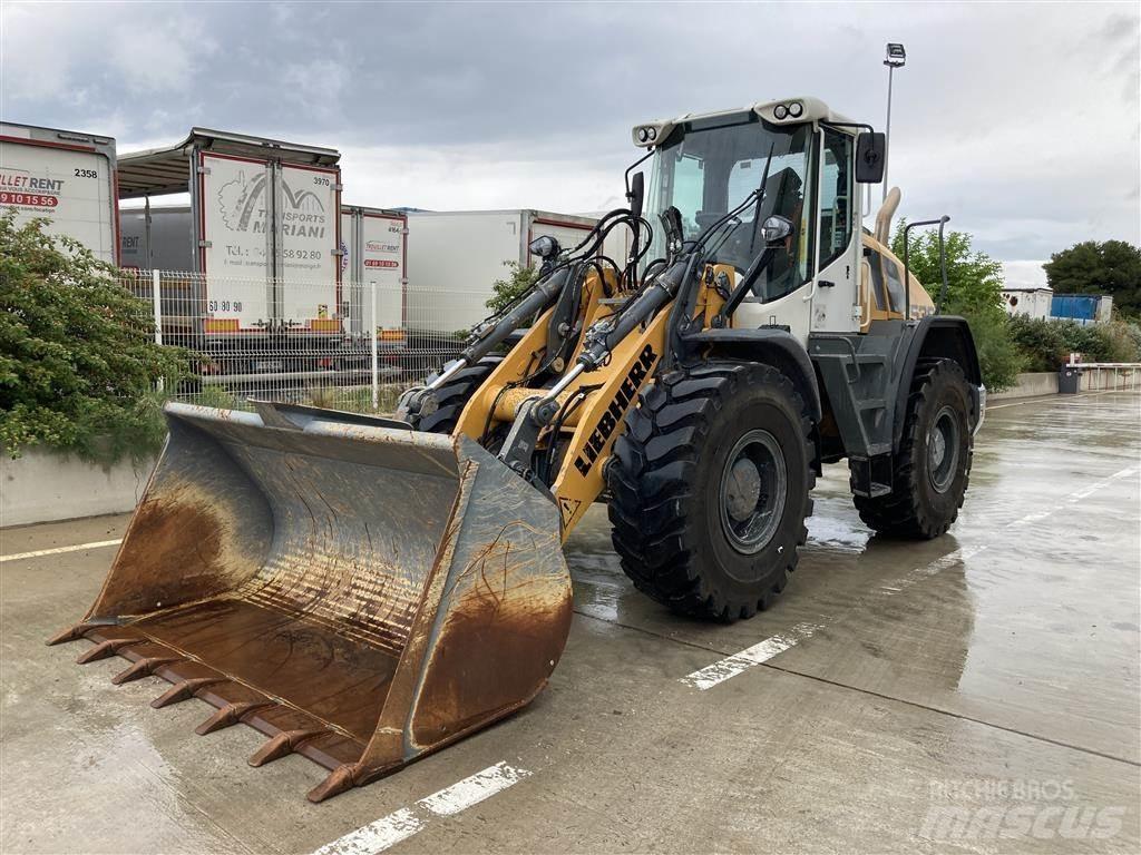 Liebherr L 538 輪胎式裝載機