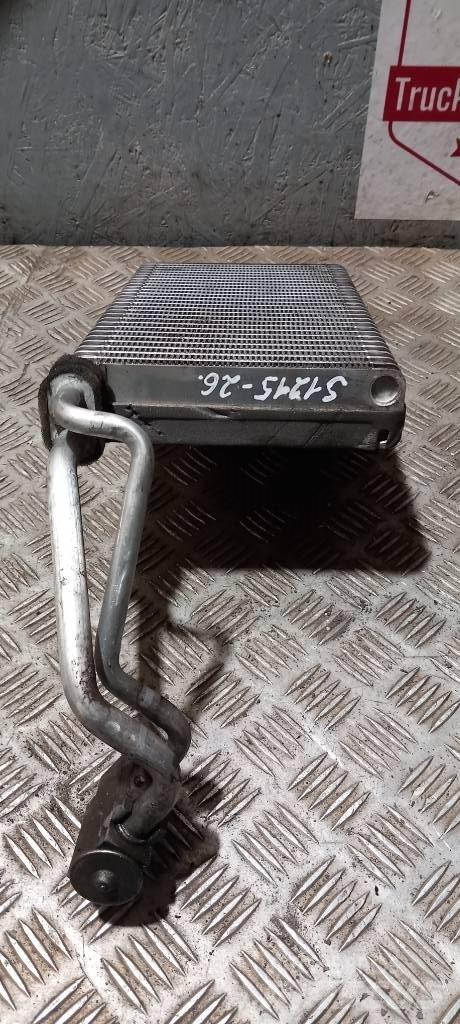 Scania R440  1787393 電子設備