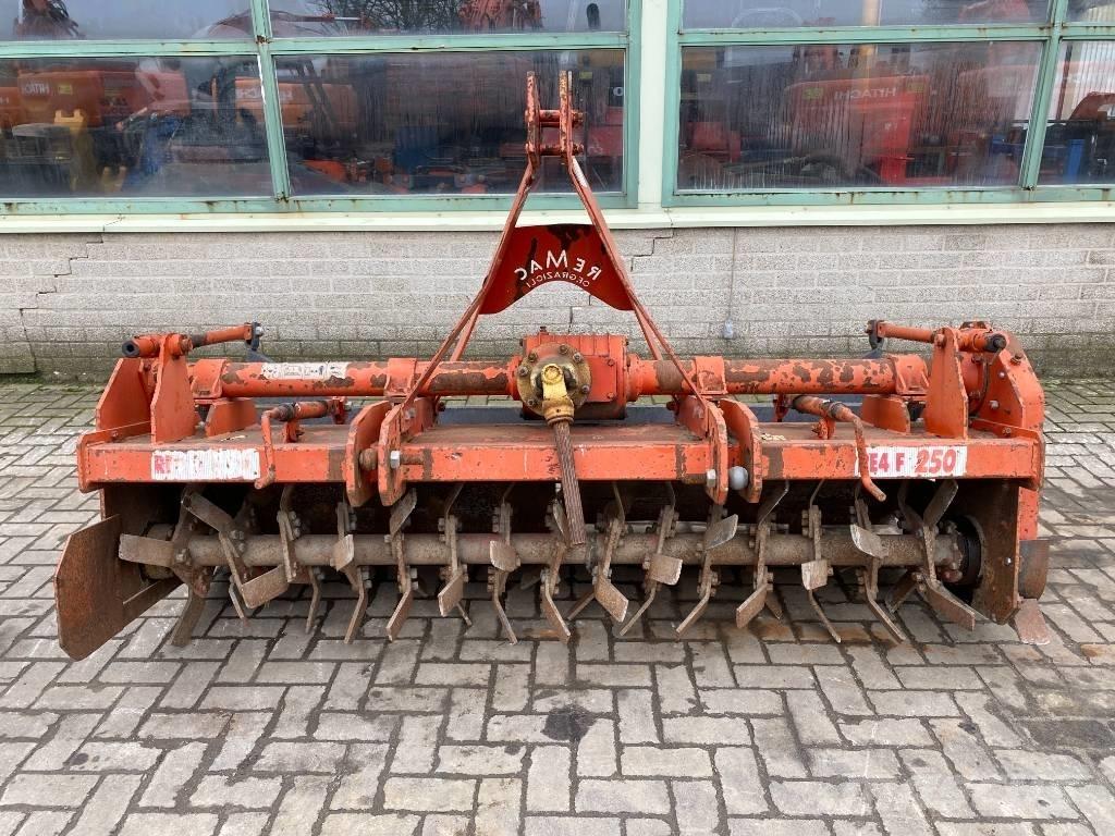  Grazioli RE 4 F 250 其他農業機械