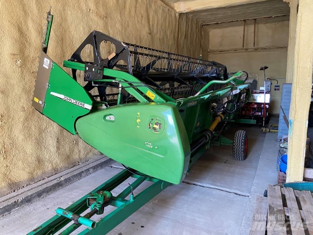 John Deere T 660 聯合收穫機