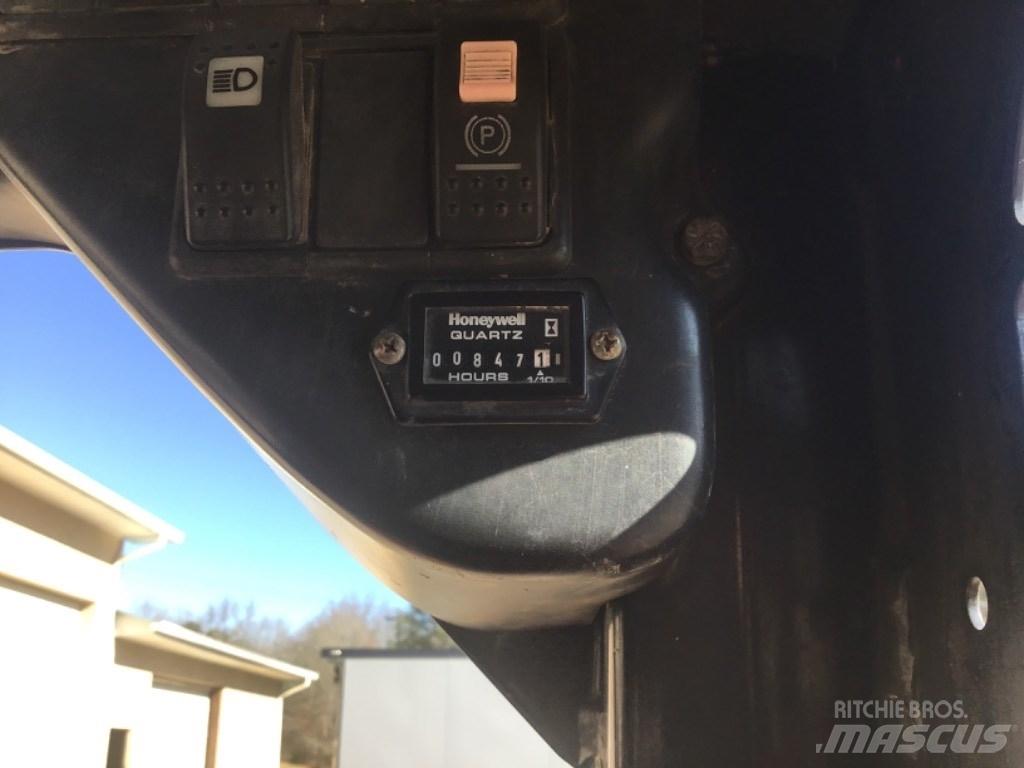 Takeuchi TS60V 滑移轉向裝載機