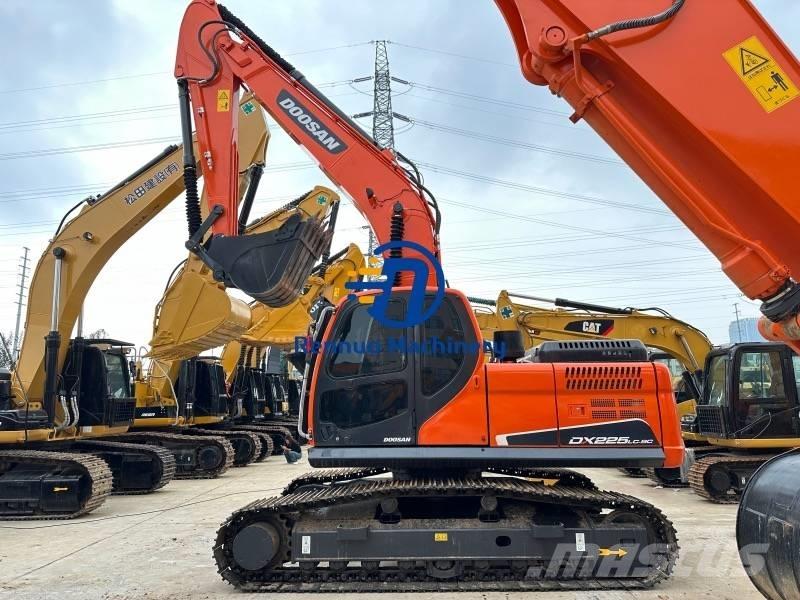 Doosan DX 225 LC-9C 履帶式 挖土機/掘鑿機/挖掘機