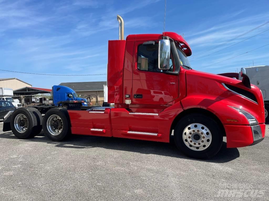 Volvo VNL64T300 曳引機組件