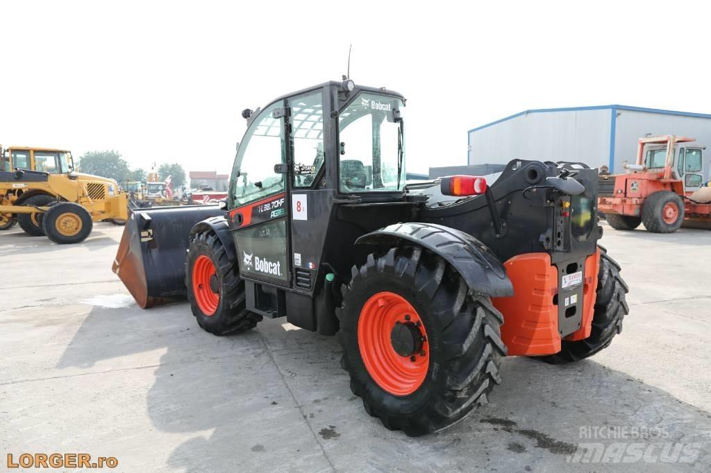 Bobcat TL38.70HF 伸縮臂操作車