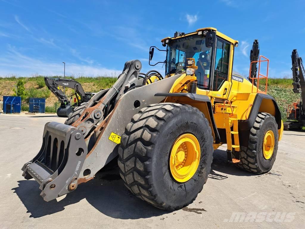 Volvo L 220 H 輪胎式裝載機
