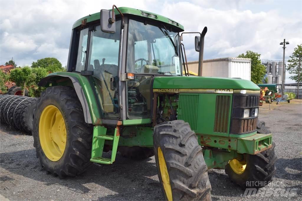 John Deere 6100 曳引機