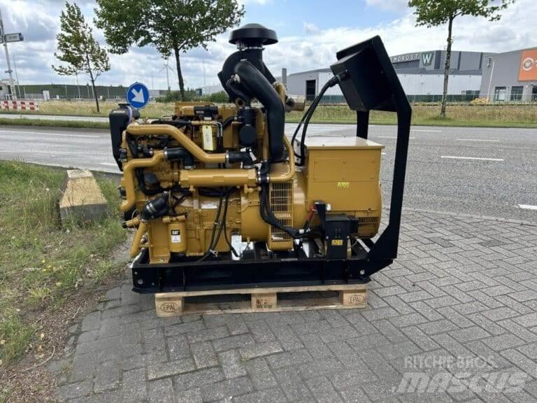 CAT C4.4 船舶輔機